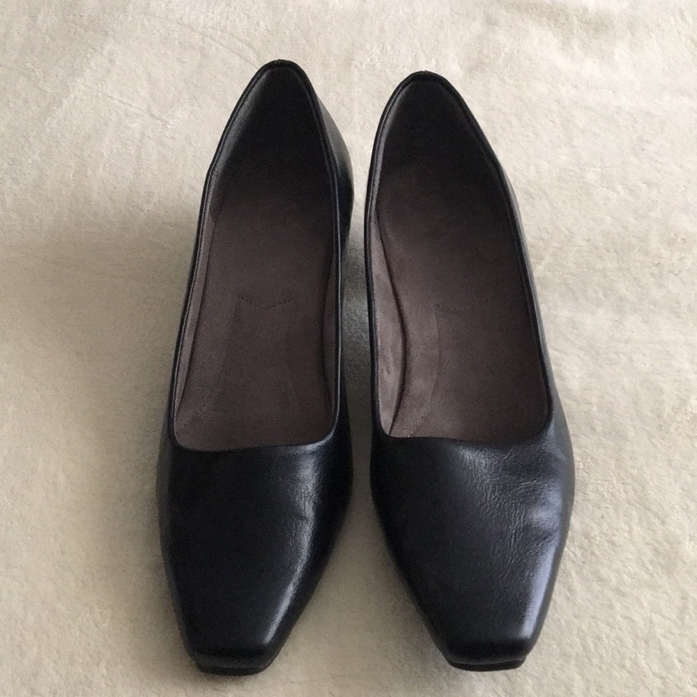 Leather heels